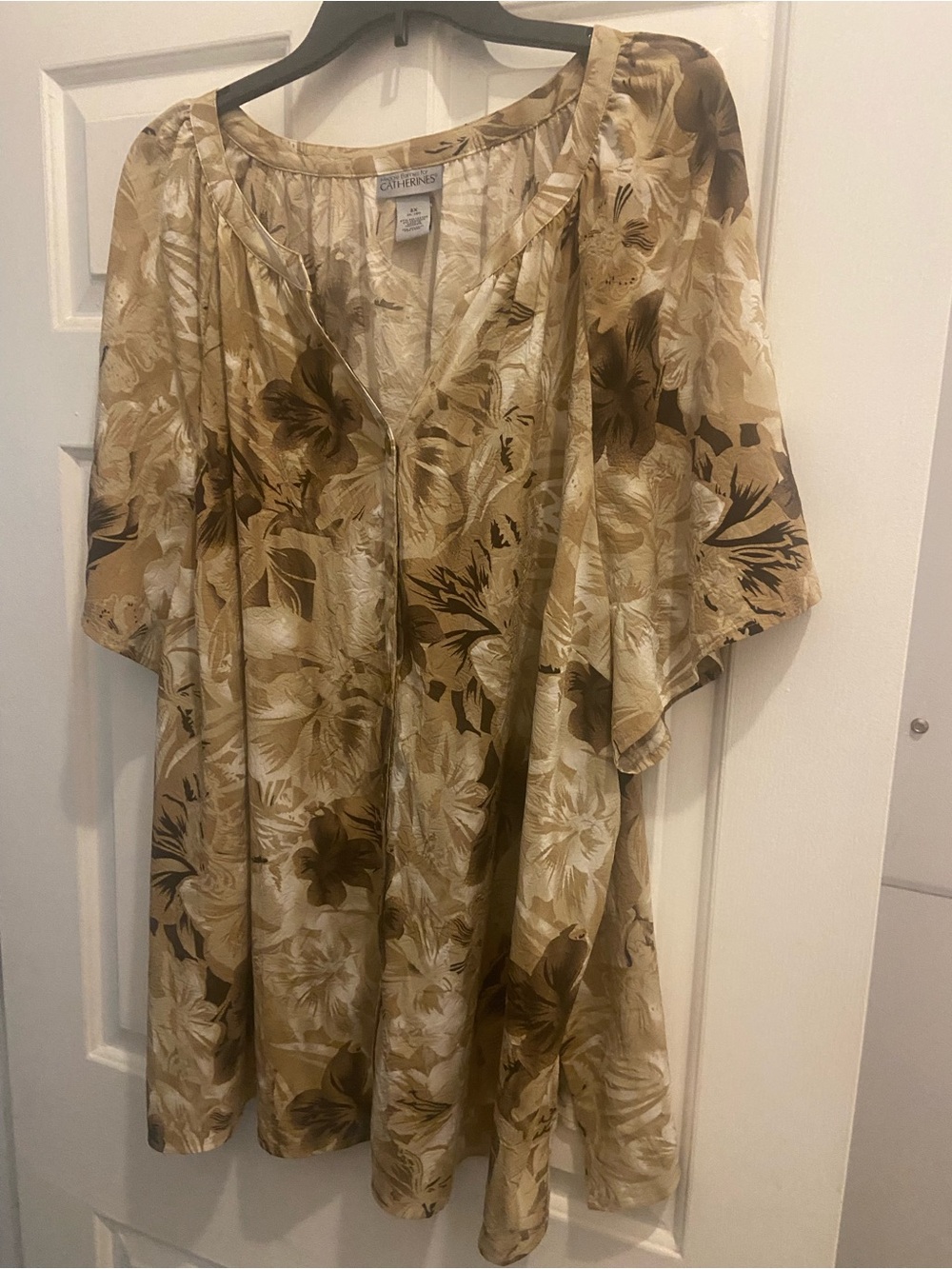 Catherines 3X Shirt Tan and Brown Floral V-Neck